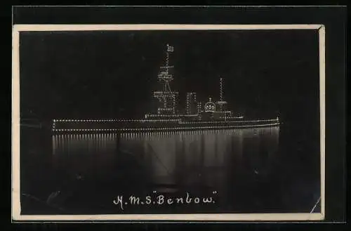 AK Kriegsschiff HMS Benbow in weihnachtlicher Festbeleuchtung