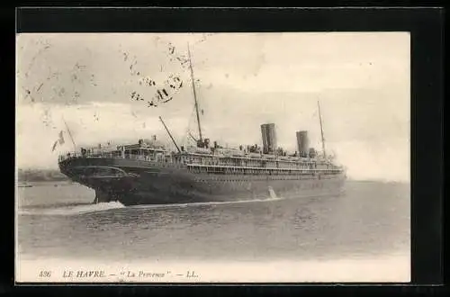 AK Le Havre, Passagierschiff La Provence verlässt den Hafen