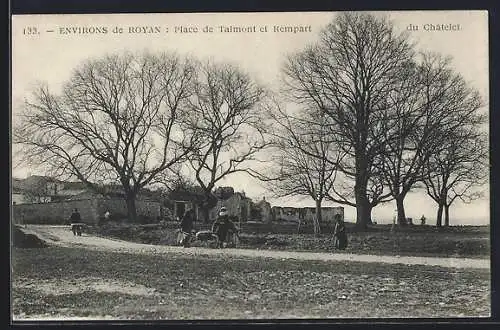 AK Royan, Place de Talmont et Rempart du Châtelet