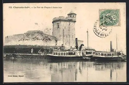 AK Charente-Inférieure, Le Fort de Chapus à basse mer avec bateaux