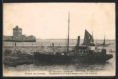 AK Pointe du Chapus, Chargement d`un grand bateau pour l`île d`Oléron