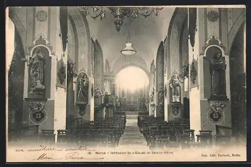 AK Matha, Intérieur de l`église de Sainte-Hérie