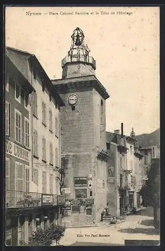 AK Nyons, Place Colonel Barillon et la Tour de l`Horloge