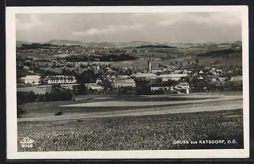 AK Katsdorf /O. Ö., Ortsansicht vom Feld aus