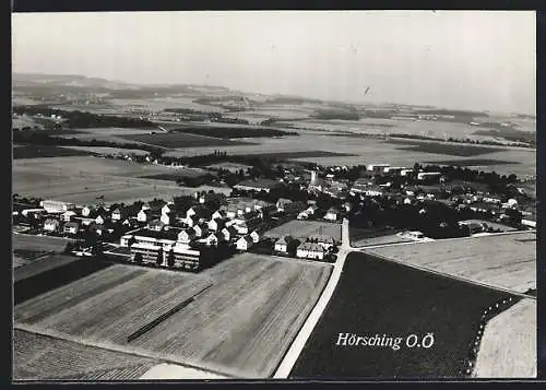 AK Hörsching /O.-Ö., Ortsansicht mit Umgebung