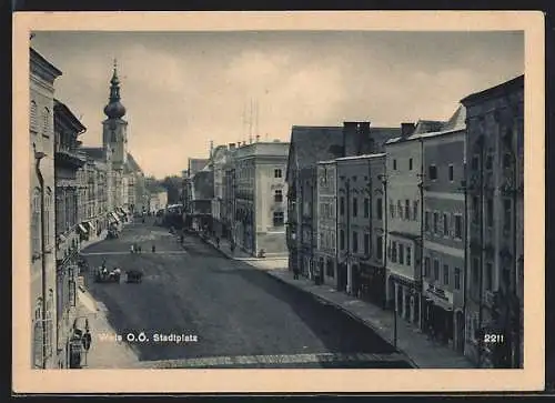 AK Wels /O.-Ö., Stadtplatz mit Passanten