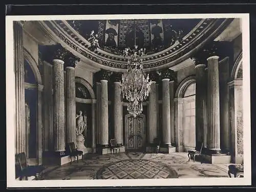 Foto-AK Deutscher Kunstverlag, Nr. 16: Potsdam, Schloss Sanssouci, Marmorsaal, Innenansicht