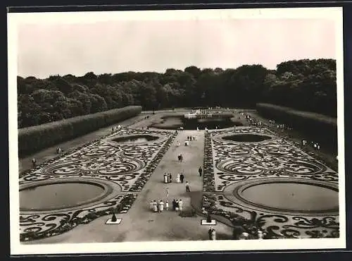 Foto-AK Deutscher Kunstverlag, Nr. 16: Brühl, Schloss, Gartenparterre von der Südseite