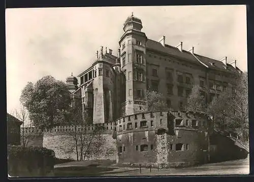 Foto-AK Deutscher Kunstverlag, Nr. 16: Krakau, Burg mit Turm Sigismunds III. Und Hahnentritt