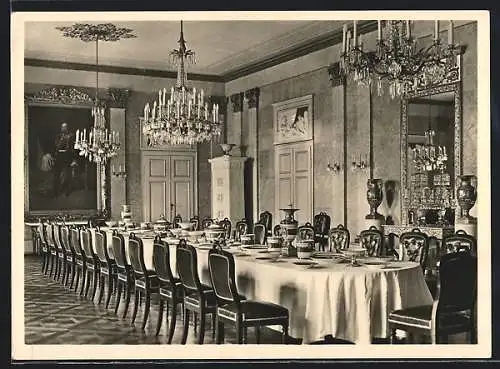 Foto-AK Deutscher Kunstverlag, Nr. 4: Homburg v. d. H., Schloss, Speisesaal, Innenansicht