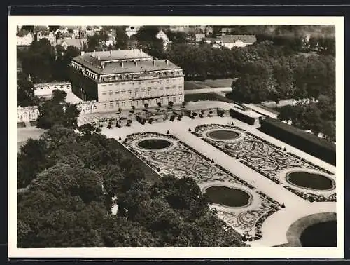 Foto-AK Deutscher Kunstverlag, Nr. 20: Brühl, Schloss Brühl, Gartenfront