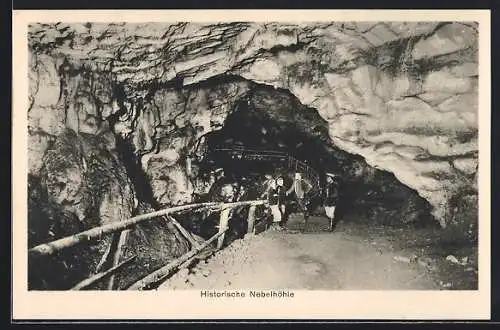 AK Historische Nebelhöhle mit Besuchern