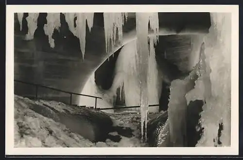 AK Dachstein-Riesenhöhle, Grosse Eiskapelle