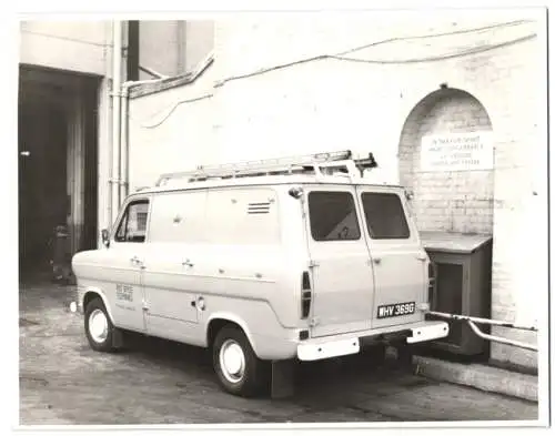 Fotografie Transporter Ford Transit, Kastenwagen General Post Office United Kingdom