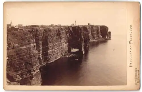 Fotografie G. Friederichs, Ansicht Helgoland, Blick auf die Steilküsten und nach dem Leuchtturm, Westklippen