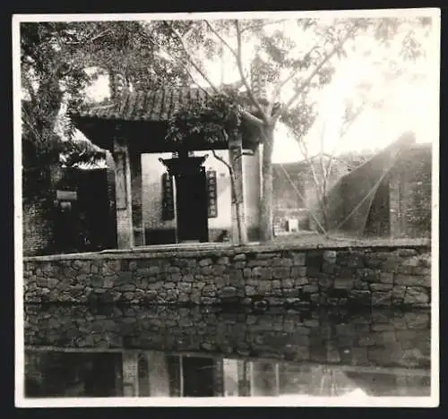 19 Fotografien Erich Herrmann, Berlin, Ansicht Canton / Guangzhou, chin. Schüler in Uniform, Papierfabrik, Tischerler