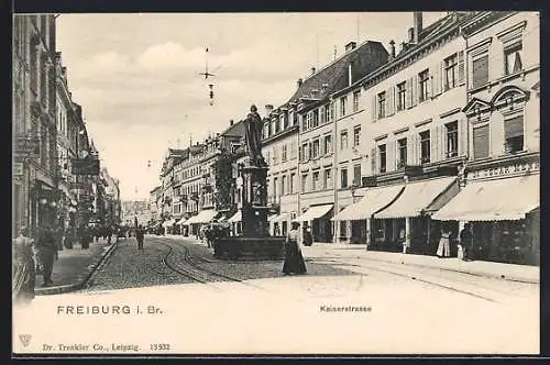 AK Freiburg i. Br., Kaiserstrasse mit Geschäft von Oscar M.