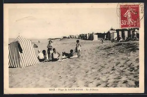 AK Saint-Denis, Plage avec baigneurs et cabines de plage