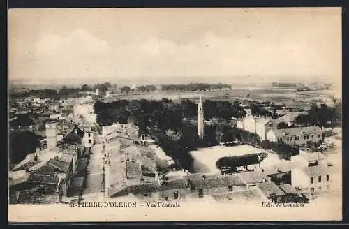 AK Saint-Pierre-d`Oléron, Vue générale du village avec église et place centrale