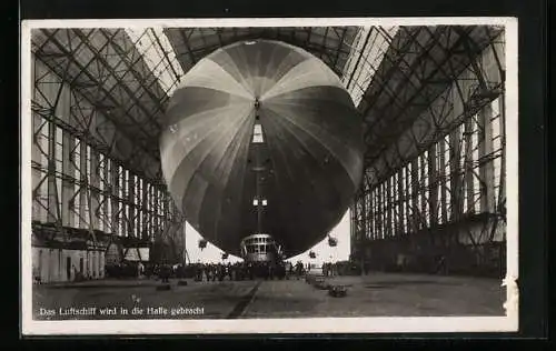 AK Einbringen des Luftschiff Graf Zeppelin in die Halle