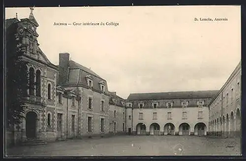 AK Ancenis, Cour intérieure du Collège