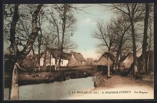 AK St-Joachim-Fédrun, Les Moyons avec maisons traditionnelles et arbres au bord de l`eau