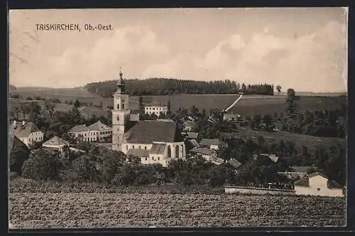 AK Taiskirchen /Ob.-Oest., Die Kirche vom Feld aus