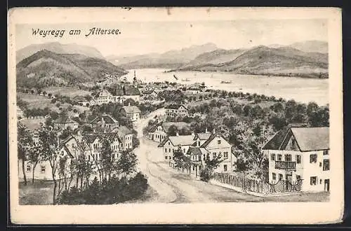 AK Weyregg am Attersee, Ortsansicht mit See und Bergen