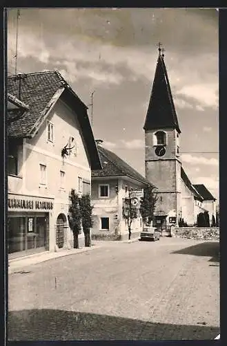 AK Oftering bei Linz, Strassenpartie mit Fleischhauerei Netherer, Gasthaus und Kirche