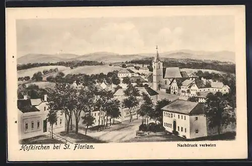 AK Hofkirchen im Traunkreis, Ortsansicht mit Hauptstrasse und Blick ins Land aus der Vogelschau