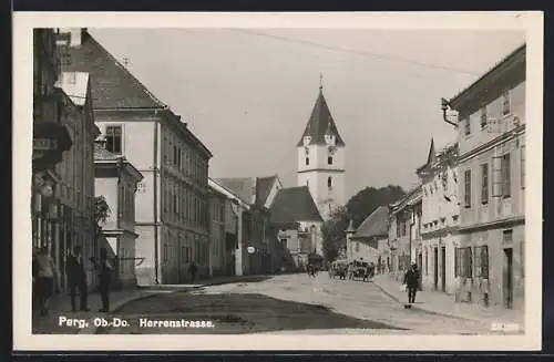 AK Perg, Herrenstrasse mit Blick zur Kirche