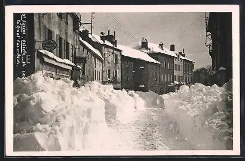 AK St. Agrève /Ardêche, La Grand`Rue en hiver