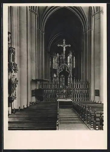 Foto-AK Deutscher Kunstverlag, Nr. 33: Marburg, Elisabethkirche, Blick nach dem Chor mit Lettner