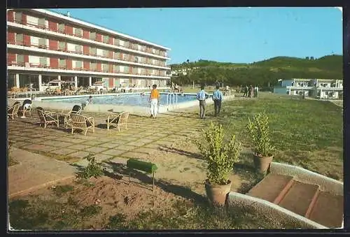 AK Miramare Olympia, Strandhotel Aussenansicht mit Pool