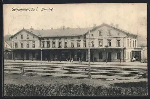 AK Seifhennersdorf, Blick auf den Bahnhof