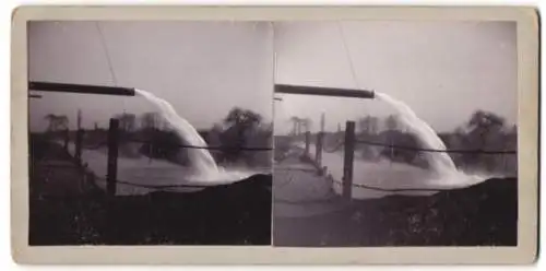 5 Stereo-Fotografien Straub, Furtwangen, hölzerner Bohrturm mit Abwasserleitung