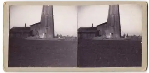 5 Stereo-Fotografien Straub, Furtwangen, hölzerner Bohrturm mit Abwasserleitung