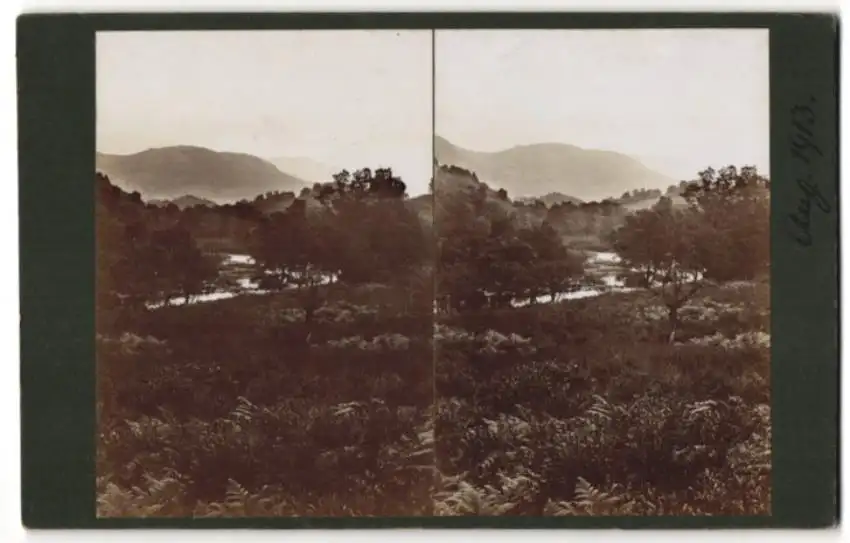 12 Stereo-Fotografien unbekannter Fotograf, Ansicht Brig O' Turk / Schottland, Bauernhof, Bäuerin & Hühner, Ortsansicht 9