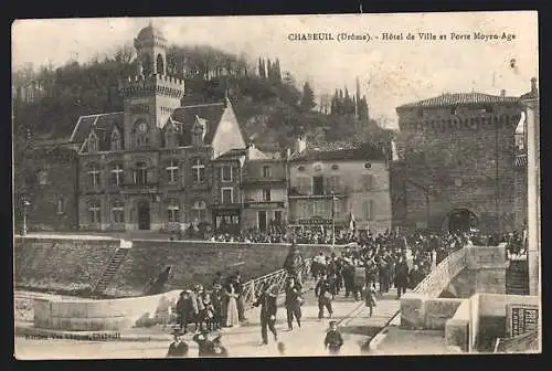 AK Chabeuil, Hôtel de Ville et Porte Moyen-Âge