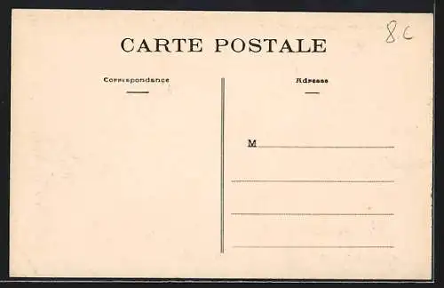 AK Pontchâteau, Le Prétoire et La Scala-Sancta avec groupe de personnes devant