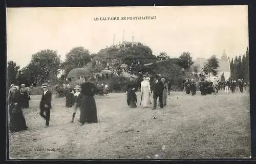 AK Pontchâteau, Le Calvaire de Pontchâteau avec des visiteurs