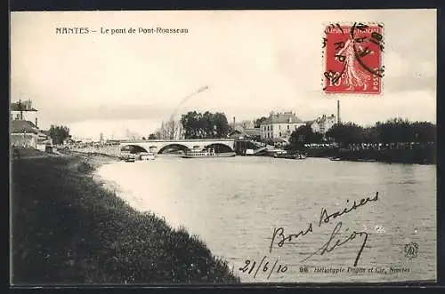 AK Nantes, Le pont de Pont-Rousseau et la rivière