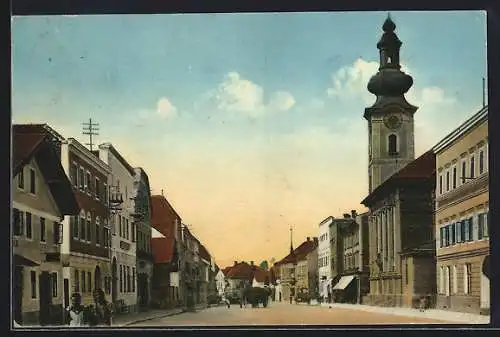 AK Neumarkt /O.-Oe., Strassenpartie, Kirche