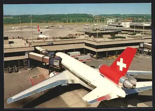 AK Zürich, Flughafen, Verkehrsflugzeug bei der Abfertigung