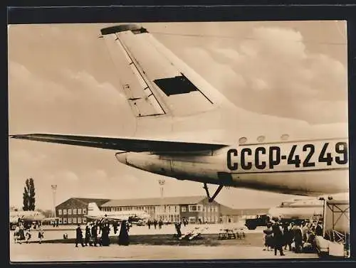 AK Berlin, Zentralflughafen Berlin-Schönefeld, Leitwerk e. Tupolew TU-104 der Aeroflot