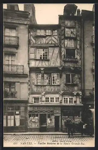 AK Nantes, Vieilles Maisons de la Haute Grande-Rue