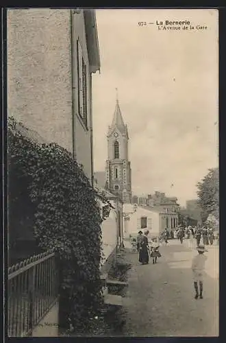 AK La Bernerie, L`Avenue de la Gare