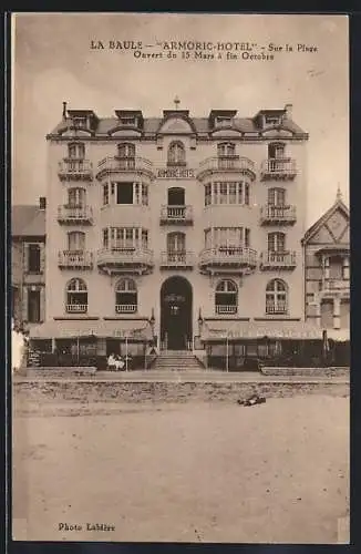 AK La Baule, Armoric-Hotel sur la plage