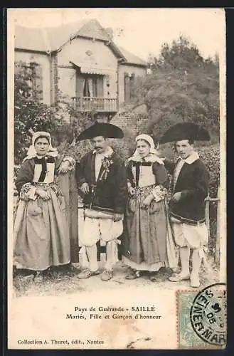 AK Saillé, Mariés, Fille et Garcon d`honneur en costumes traditionnels