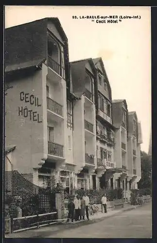 AK La-Baule-sur-Mer, Cecil Hôtel et ses élégantes facades